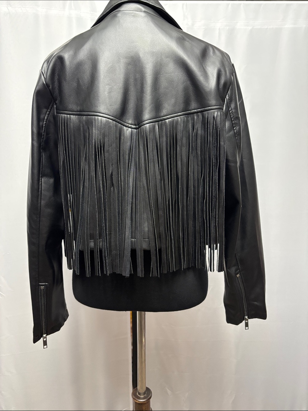 sofia by sofia vergara Black Fringe Faux Leather Moto Biker Jacket Size Large - Picture 6 of 10